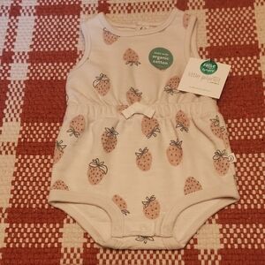 Organic Cotton Strawberry Print Onesie